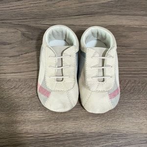 Baby Burberry shoes